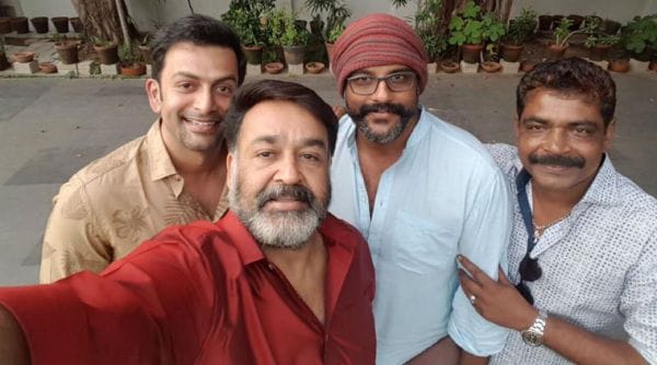 വെറും  എട്ട് ദിവസം കൊണ്ട്  ലൂസിഫർ  100 കോടി ക്ലബ്ബിലേക്ക്; പ്രേക്ഷകരോട് നന്ദി പറഞ്ഞ് ആശിർവാദ്  സിനിമാസ്