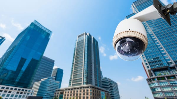 കുറ്റകൃത്യങ്ങൾ കുറയ്ക്കാൻ പുത്തൻ പദ്ധതിയുമായി ഷാർജ; എമിറേറ്റ് മുഴുവന്‍ ഇനി ക്യാമറ  നിയന്ത്രണത്തിൽ