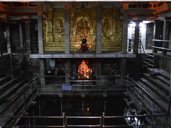 നന്ദി തീര്‍ഥ; മണ്ണിനടിയില്‍ ഏഴായിരം വര്‍ഷം പഴക്കമുള്ള ക്ഷേത്രം