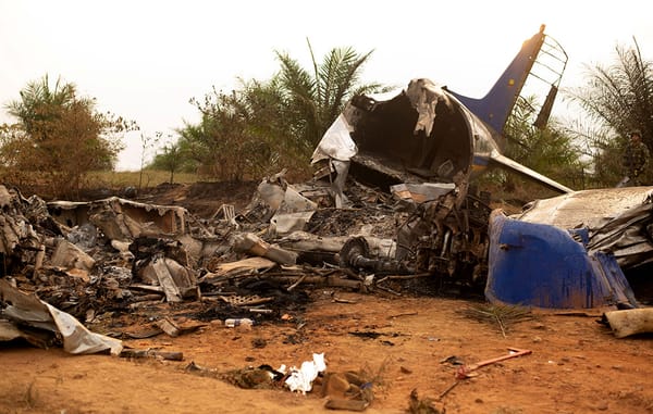 കൊളംബിയയില്‍ വിമാനാപകടം;14 മരണം