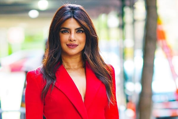 2019ന് ശേഷം ആദ്യമായി ഇന്ത്യന്‍ സിനിമയില്‍, പ്രിയങ്കയുടെ തിരിച്ചുവരവ്: പ്രതിഫലത്തിൽ ബോളിവുഡ് ഞെട്ടി!