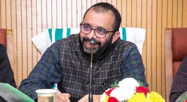 പ്രവാസികൾക്കായി നോർക്ക സമഗ്ര ഇൻഷുറൻസ് പദ്ധതി നടപ്പാക്കും: പി ശ്രീരാമകൃഷ്ണൻ