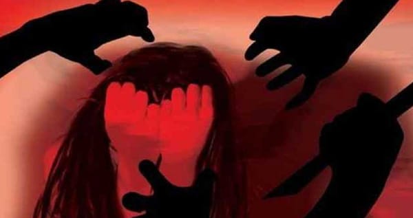 മലയാള സിനിമയില്‍ നിന്നും വീണ്ടും പീഡന പരാതി; മലയാളത്തിലെ ഹിറ്റ് ചിത്രങ്ങളുടെ നിര്‍മാതാവിനെതിരെ യുവതിയുടെ പീഡനപരാതി; നിര്‍മ്മാതാവിനെ പൊലീസ് ചോദ്യം ചെയ്‌തേക്കും