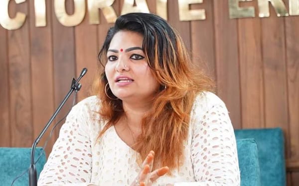 സാന്ദ്ര തോമസിനെതിരേ 50 ലക്ഷം രൂപയുടെ മാനനഷ്ടക്കേസ്