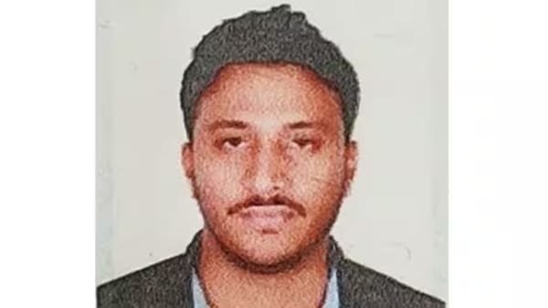 കാറപകടത്തില്‍ പരിക്കേറ്റ് ചികിത്സയിലായിരുന്ന പ്രവാസി മലയാളി യുവാവ് മരിച്ചു