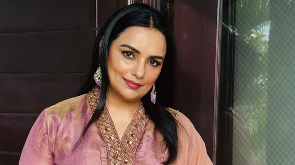 'അശ്ലീല രംഗങ്ങളില്‍ അഭിനയിച്ചു'; നടി ശ്വേതാ മേനോനെതിരേ കേസ്