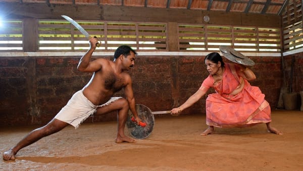 പ്രായത്തെ വെല്ലുന്ന ചുവടുകളുമായി മീനാക്ഷിയമ്മ...ഇത്  പെൺകരുത്തിന്‍റെ വേറിട്ട മുഖം