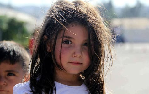 ജിഹാദിന്റെ പൂർത്തീകരണത്തിനായി സ്വന്തം കുഞ്ഞുങ്ങളെ മനുഷ്യ ബോംബാക്കി ബലികൊടുക്കുന്ന ഒരു പിതാവ്; ഞെട്ടിക്കും ഈ വീഡിയോ