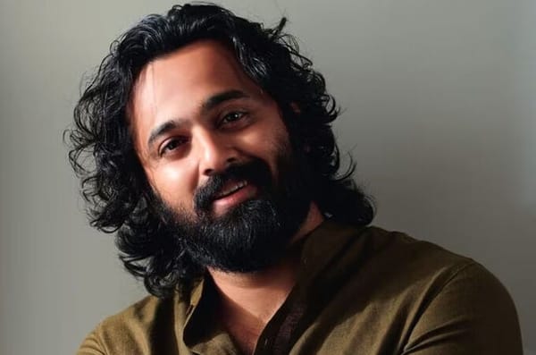 നടൻ ഉണ്ണിമുകുന്ദൻ അമ്മ ട്രഷറർ സ്ഥാനം രാജിവെച്ചു