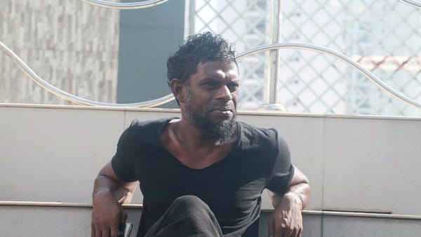 അവാര്‍ഡ്‌ സങ്കലപ്പങ്ങളെ പൊളിച്ചെഴുതിയ വിനായകന്‍