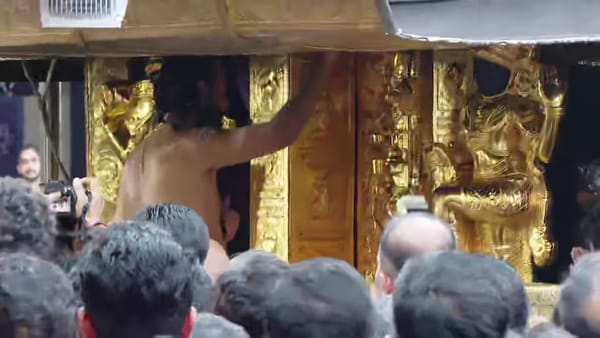 ശബരിമല നട തുറന്നു; മണ്ഡലകാല തീർത്ഥാടനത്തിന് തുടക്കം